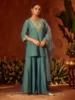 Neelara Grace Kurta Set - Image 5